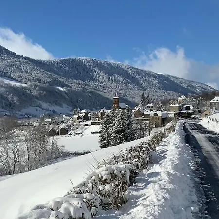 Belle Maison Au Pied Du Puy Mary *