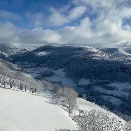 Дом отдыха Belle Maison Au Pied Du Puy Mary Le Falgoux