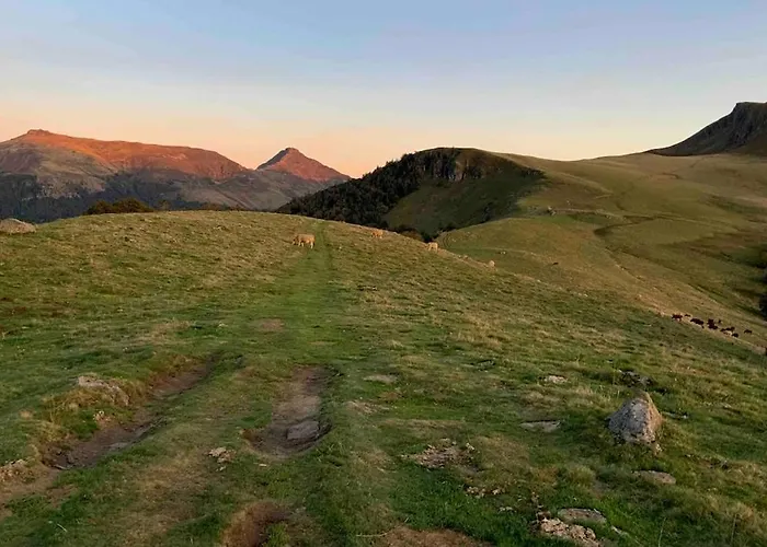 Belle Maison Au Pied Du Puy Mary Ferienhaus *
