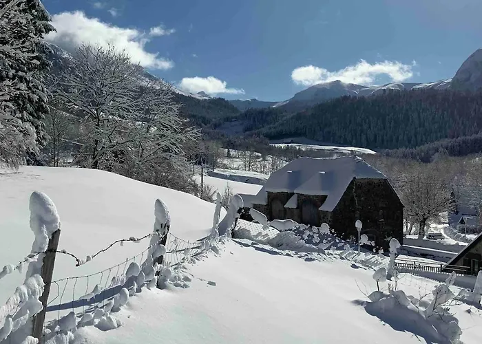 Belle Maison Au Pied Du Puy Mary Ferienhaus Le Falgoux