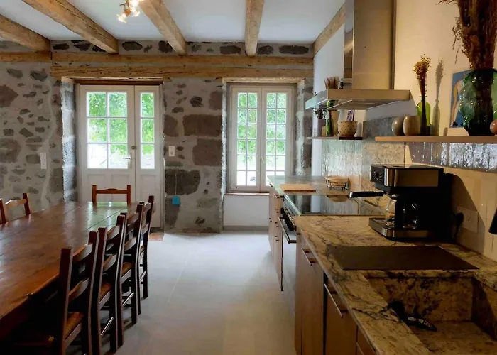 Ferienhaus Belle Maison Au Pied Du Puy Mary Le Falgoux