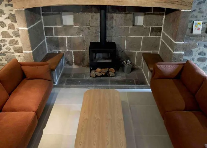 Ferienhaus Belle Maison Au Pied Du Puy Mary *